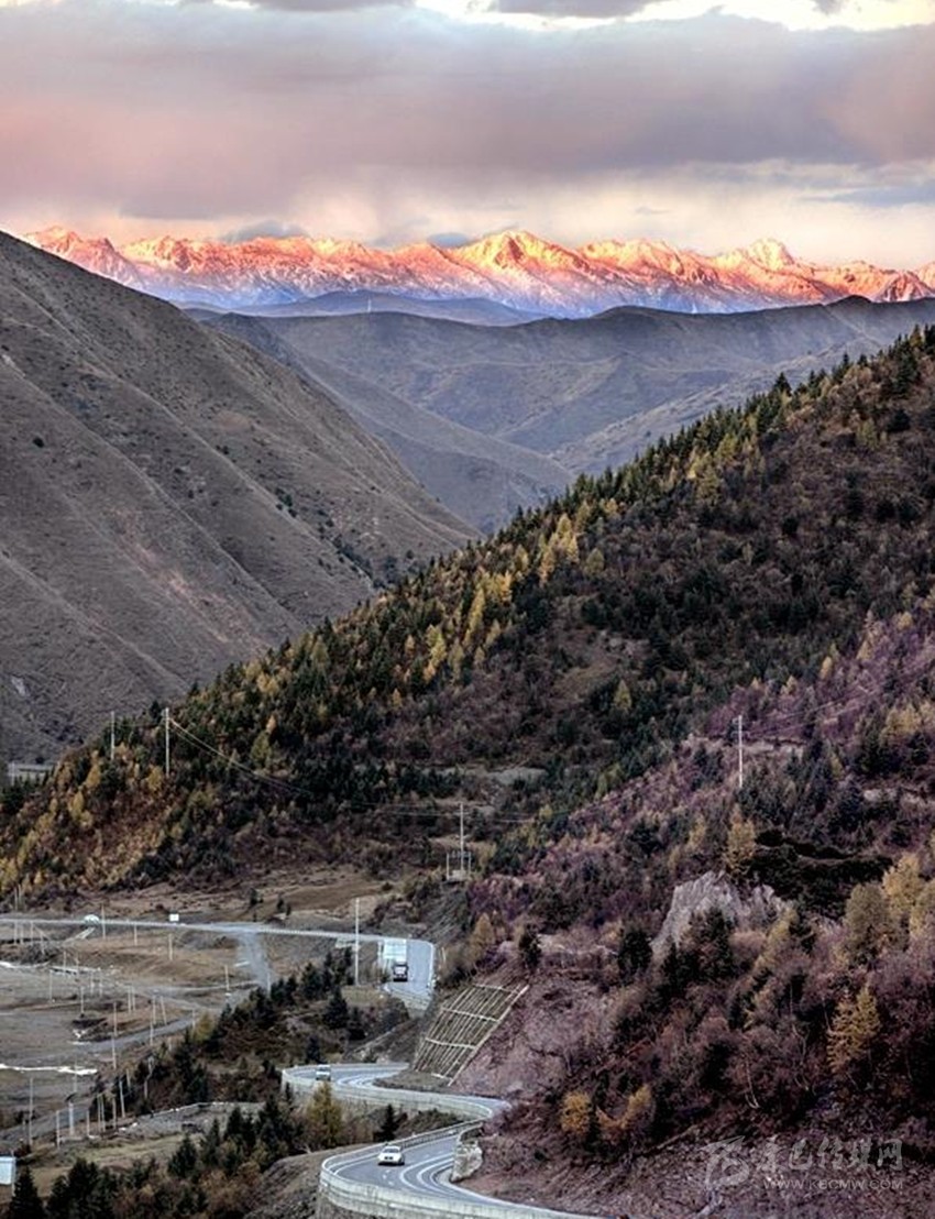 公路都這么美，你在川西高原到底錯過了多少風景？